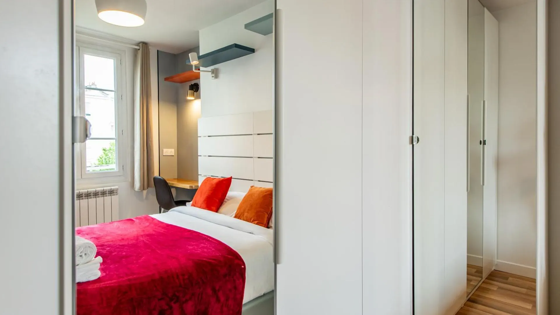 Cozy 1-bedroom With Amenities Near Iconic Montmartre Neighbourhood